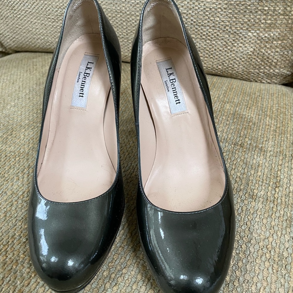 LK Bennett London pumps.